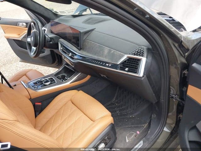 2025 BMW X7 XDRIVE40I 6