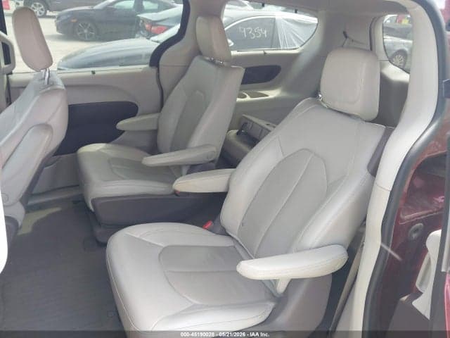 2021 CHRYSLER PACIFICA HYBRID TOURING L 8