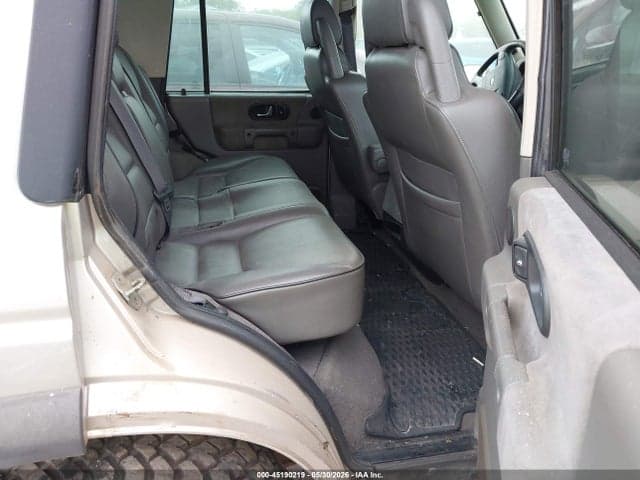 2001 LAND ROVER DISCOVERY 8