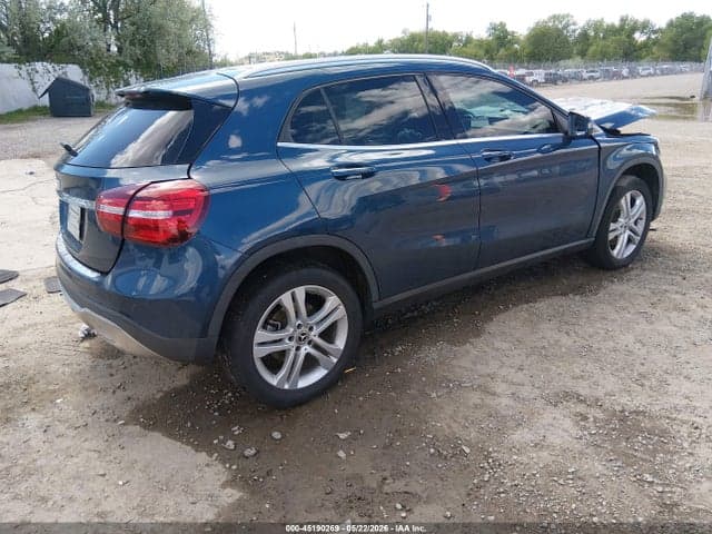 2019 MERCEDES-BENZ GLA 250 4
