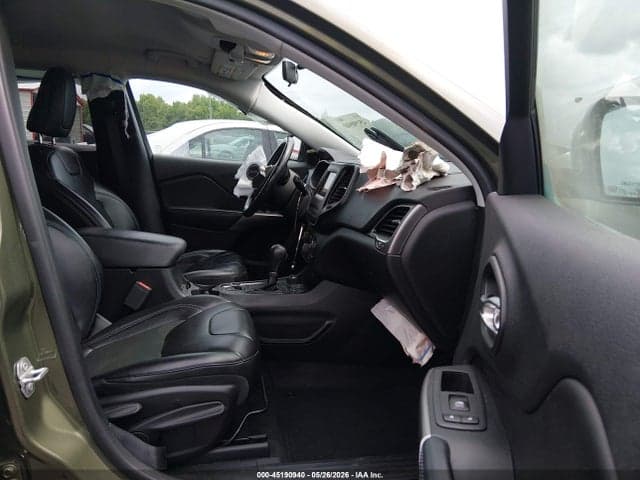 2019 JEEP CHEROKEE LATITUDE PLUS 4X4 5