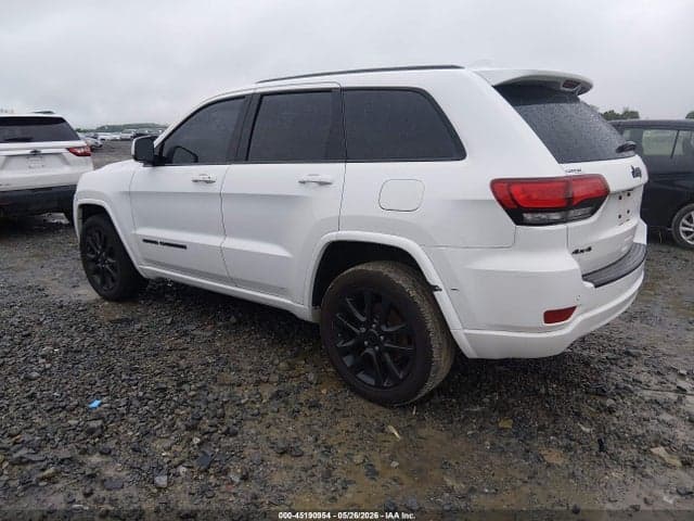 2017 JEEP GRAND CHEROKEE ALTITUDE 4X4 3