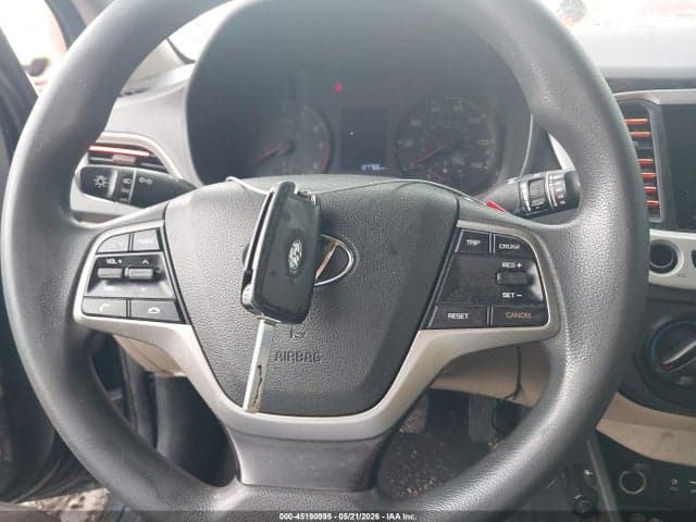 2019 HYUNDAI ACCENT SE 11