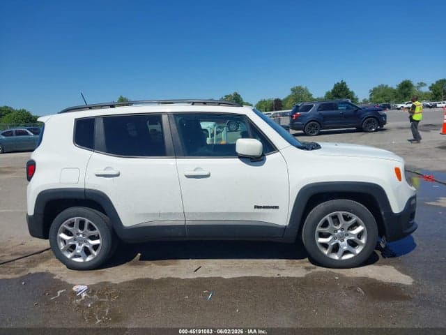 2018 JEEP RENEGADE LATITUDE FWD 12