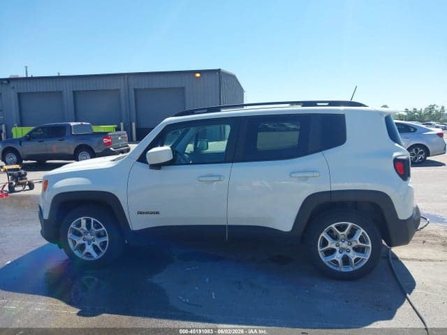 2018 JEEP RENEGADE LATITUDE FWD 13