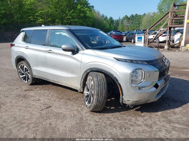 2024 MITSUBISHI OUTLANDER 1