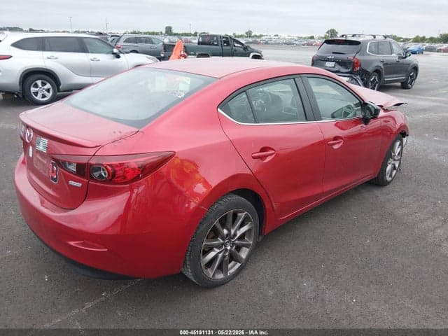 2018 MAZDA MAZDA3 TOURING 4