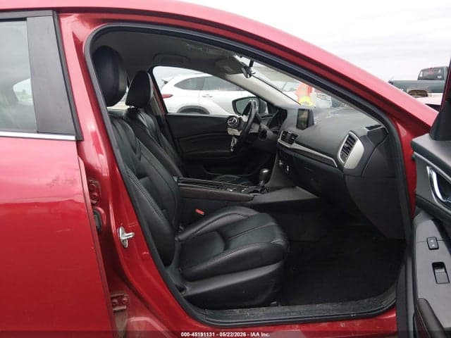 2018 MAZDA MAZDA3 TOURING 5