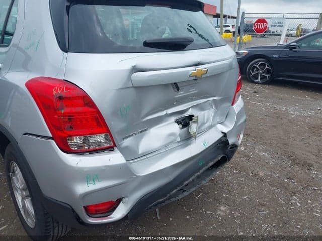 2021 CHEVROLET TRAX AWD LS 6