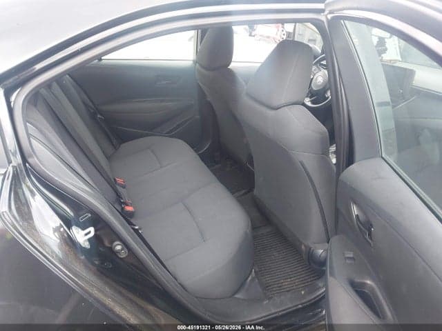 2022 TOYOTA COROLLA LE 8