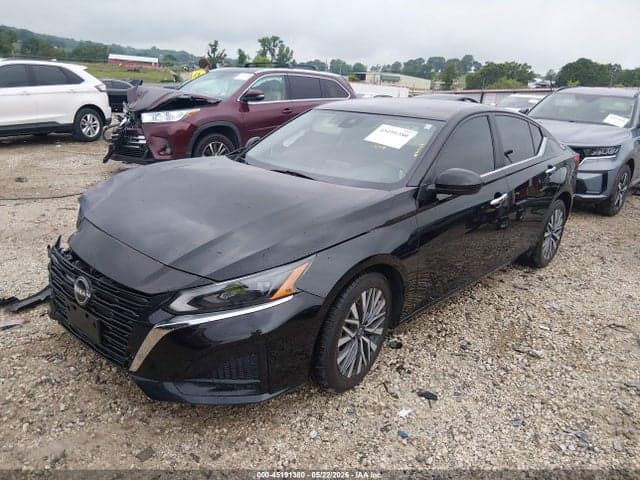 2023 NISSAN ALTIMA SV FWD 2