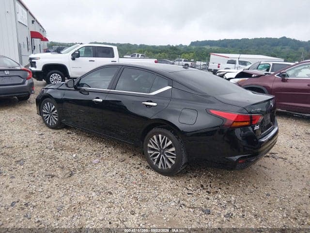 2023 NISSAN ALTIMA SV FWD 3