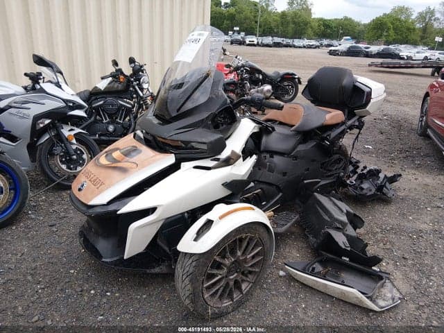 2024 CAN-AM SPYDER ROADSTER RT/RT LIMITED 2