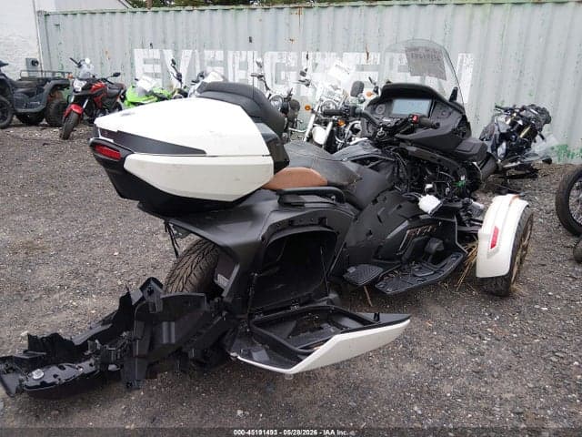 2024 CAN-AM SPYDER ROADSTER RT/RT LIMITED 4