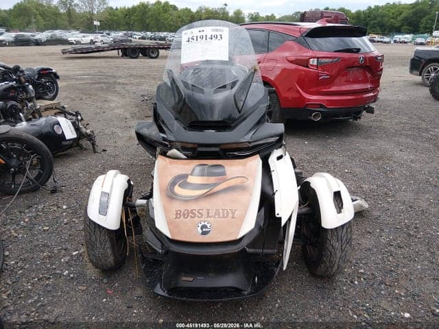 2024 CAN-AM SPYDER ROADSTER RT/RT LIMITED 5