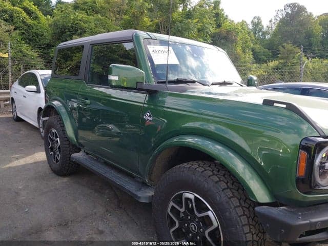 2022 FORD BRONCO OUTER BANKS 13