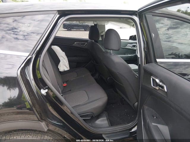 2024 KIA SPORTAGE LX 8