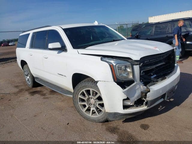 2017 GMC YUKON XL SLT 1