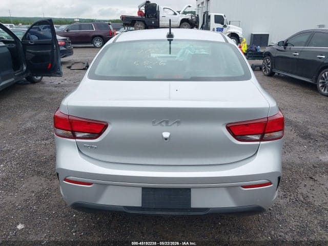 2022 KIA RIO S 16
