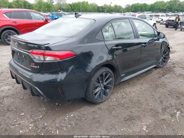 2024 TOYOTA COROLLA HYBRID SE 4