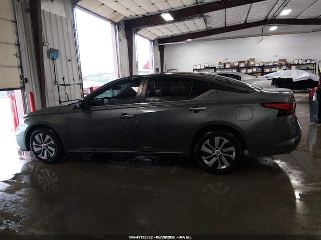 2021 NISSAN ALTIMA S FWD 14