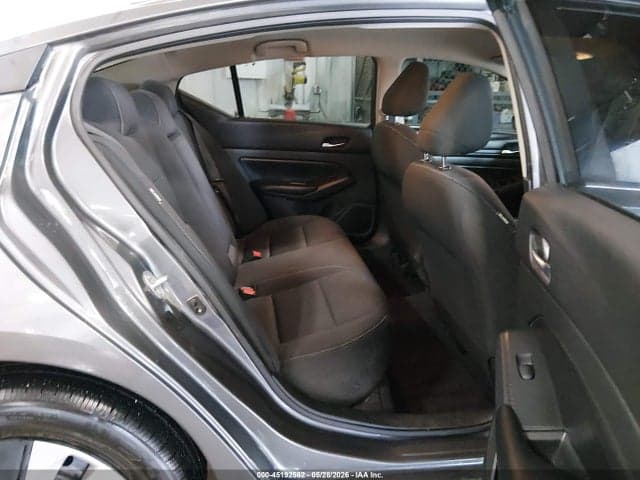 2021 NISSAN ALTIMA S FWD 8