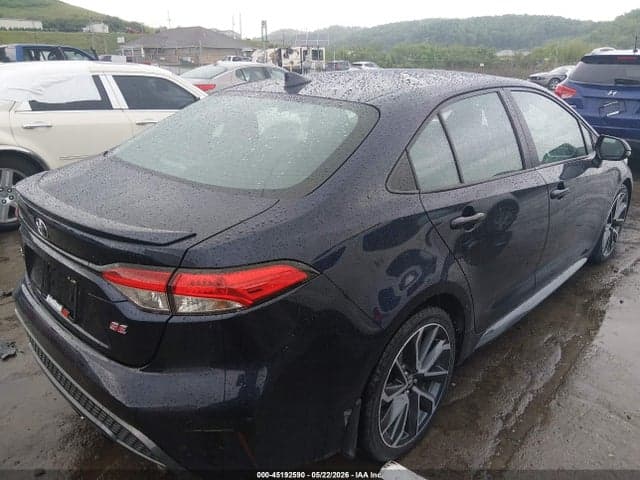 2020 TOYOTA COROLLA SE 4