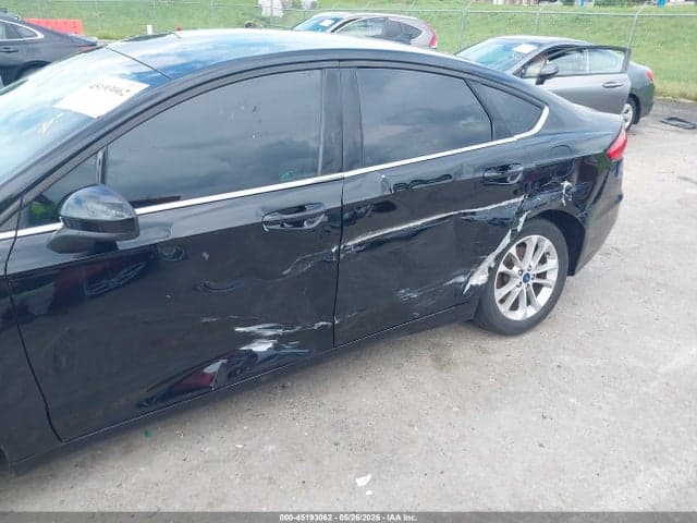 2020 FORD FUSION SE 6
