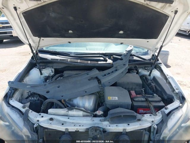 2017 TOYOTA CAMRY SE 10