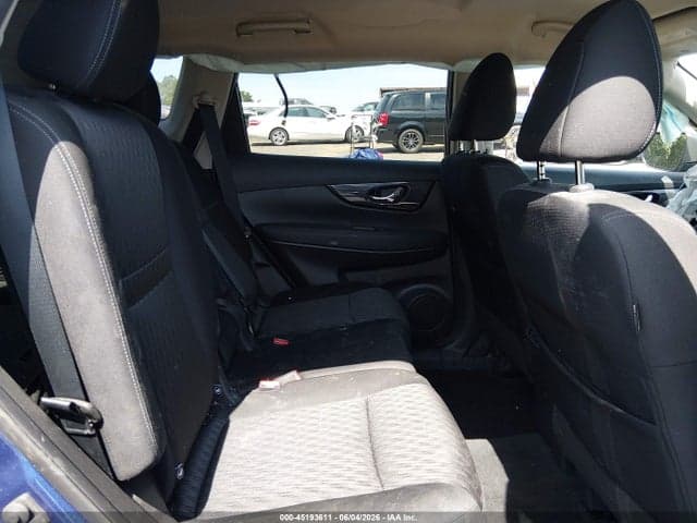 2019 NISSAN ROGUE S 8