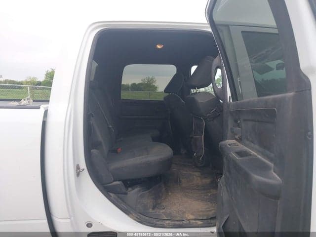 2022 RAM 2500 TRADESMAN 4X4 8' BOX 8