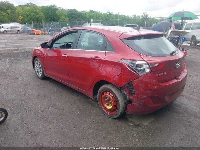 2017 HYUNDAI ELANTRA GT 3