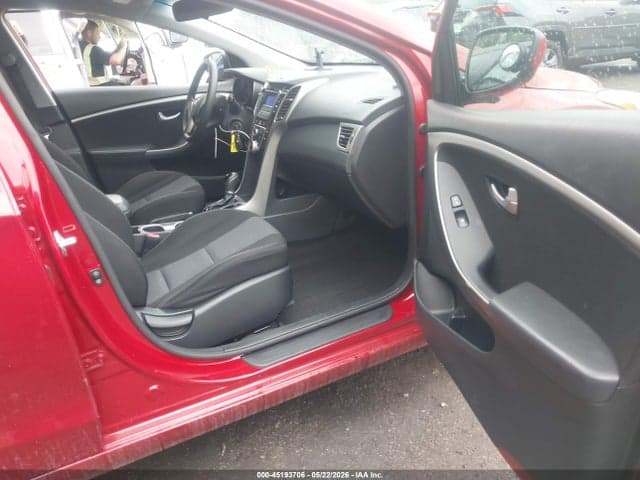 2017 HYUNDAI ELANTRA GT 5