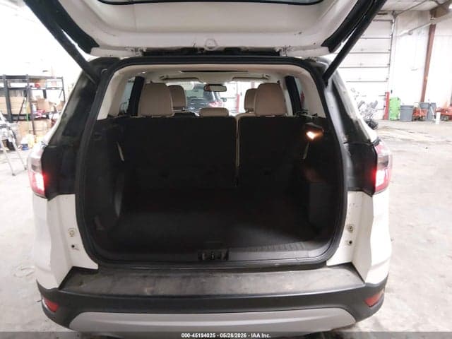 2018 FORD ESCAPE TITANIUM 17
