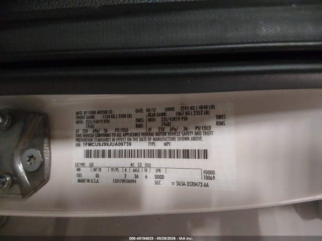 2018 FORD ESCAPE TITANIUM 9