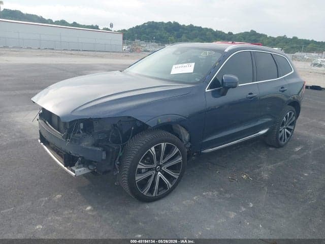 2023 VOLVO XC60 B5 ULTIMATE BRIGHT THEME 2