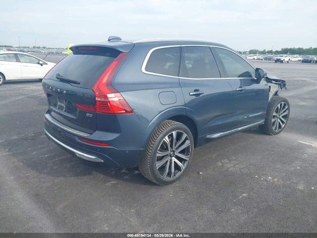 2023 VOLVO XC60 B5 ULTIMATE BRIGHT THEME 4