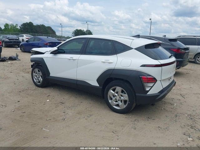2025 HYUNDAI KONA SE 3