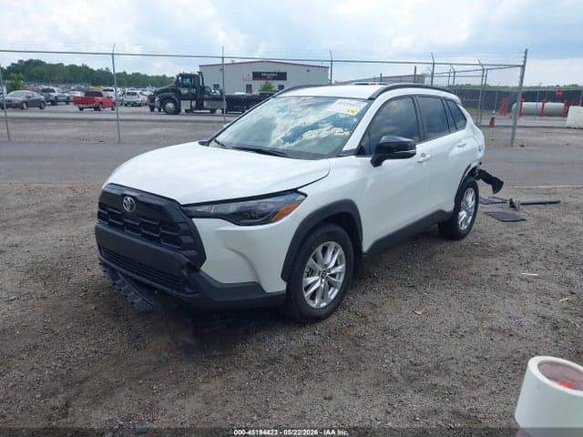 2026 TOYOTA COROLLA CROSS LE 2