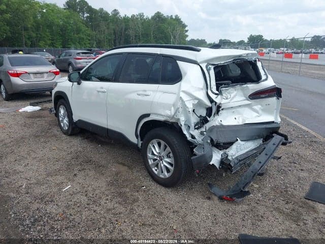 2026 TOYOTA COROLLA CROSS LE 3