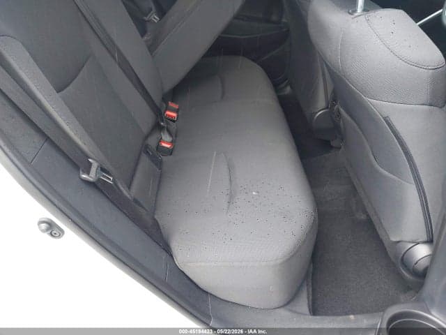 2026 TOYOTA COROLLA CROSS LE 8