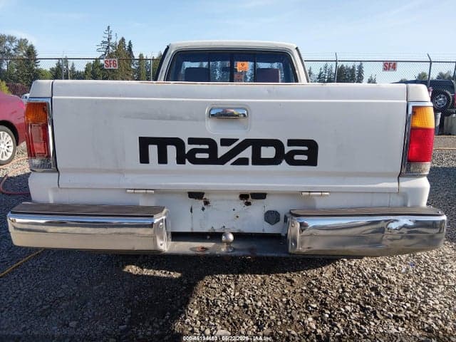 1986 MAZDA B2000 6