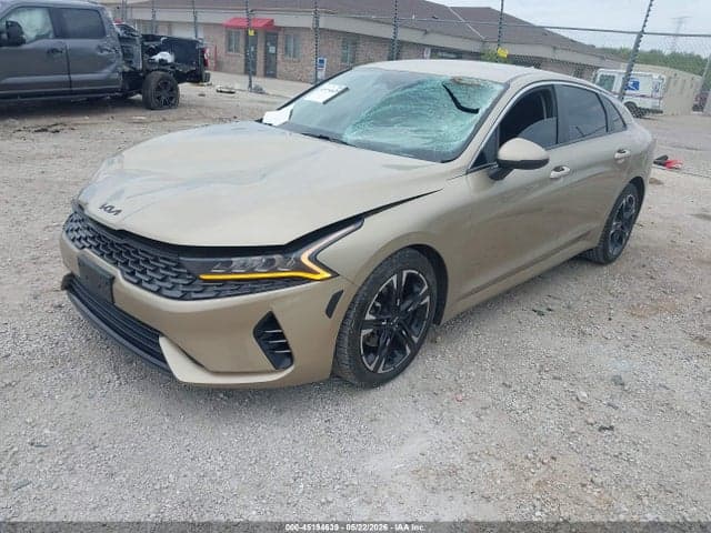 2022 KIA K5 LXS 2