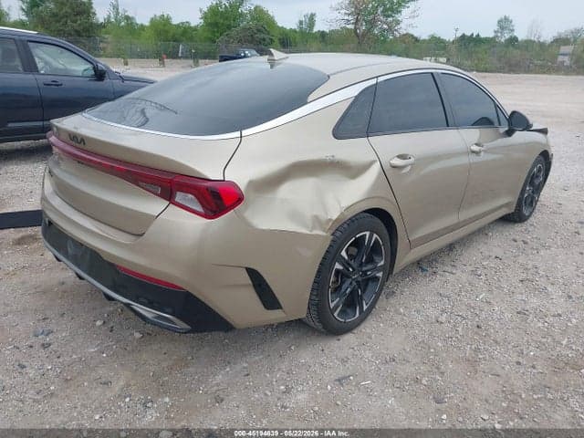 2022 KIA K5 LXS 4