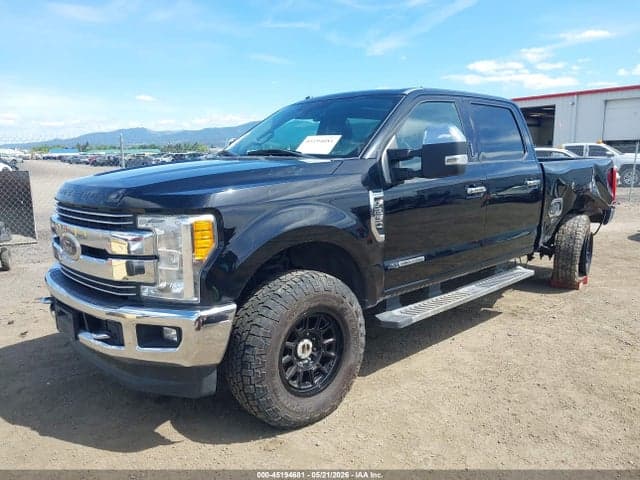 2017 FORD F-250 LARIAT 2