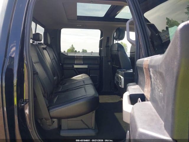 2017 FORD F-250 LARIAT 8