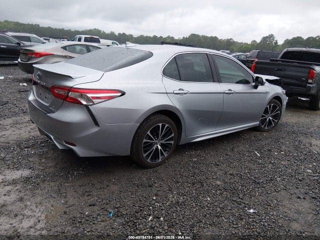 2020 TOYOTA CAMRY SE HYBRID 4