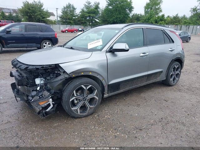 2023 KIA NIRO SX TOURING 2
