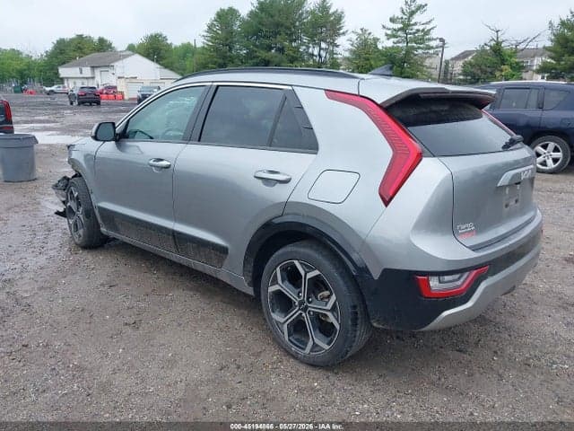 2023 KIA NIRO SX TOURING 3