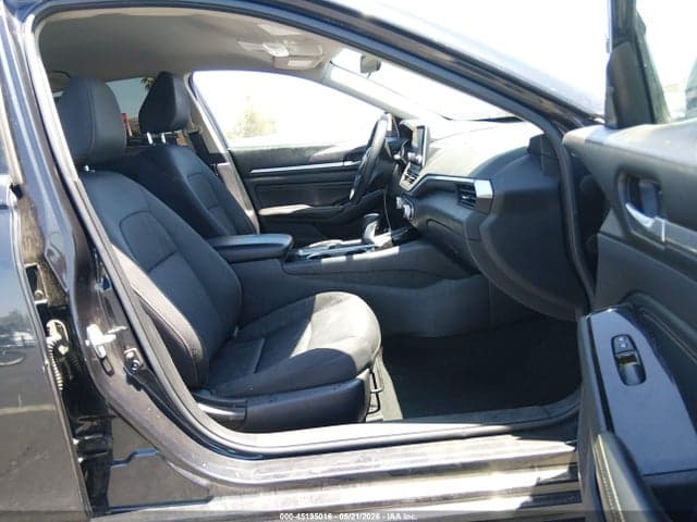 2021 NISSAN ALTIMA SV FWD 5